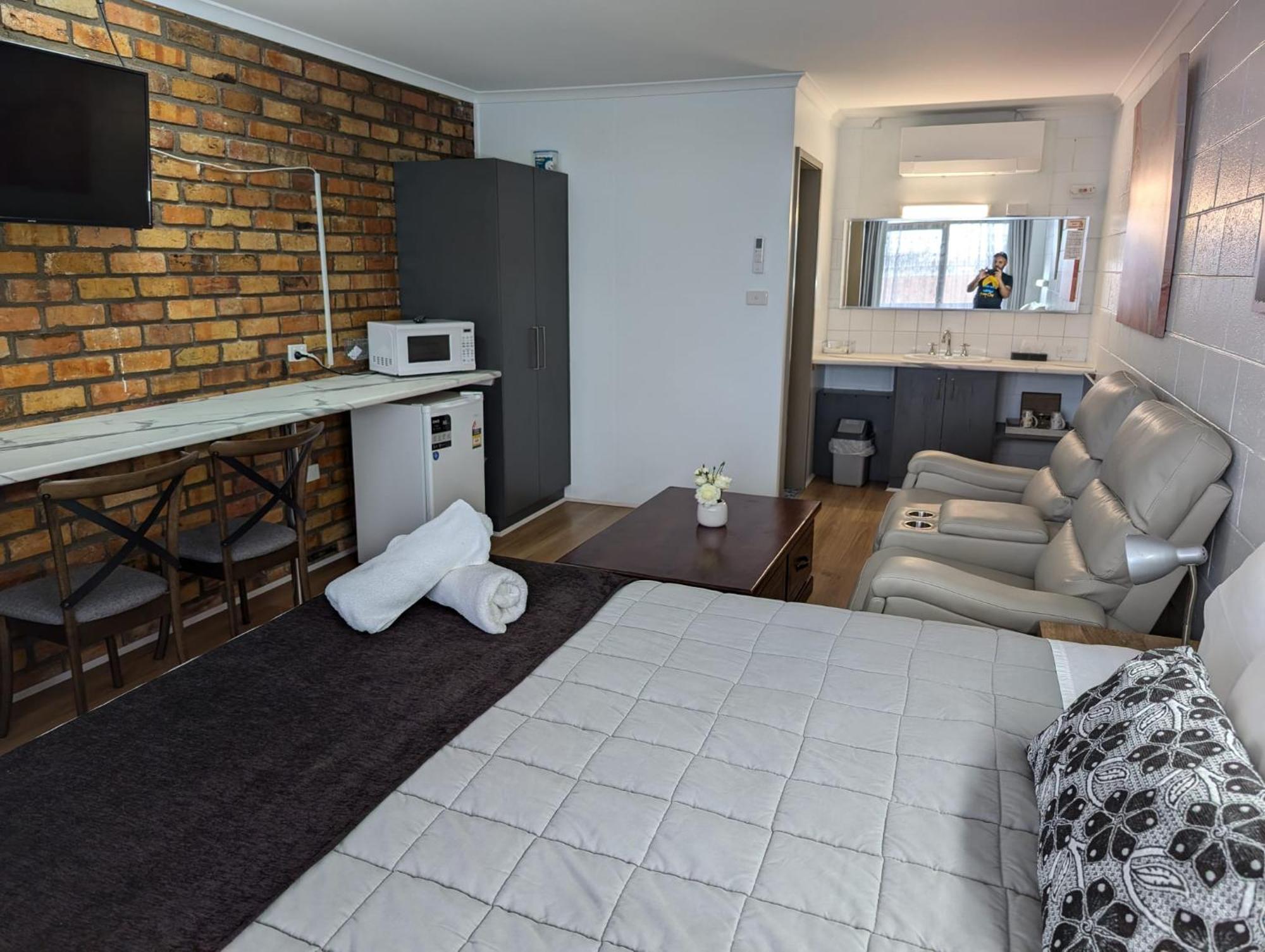 Morwell Parkside Motel Dış mekan fotoğraf