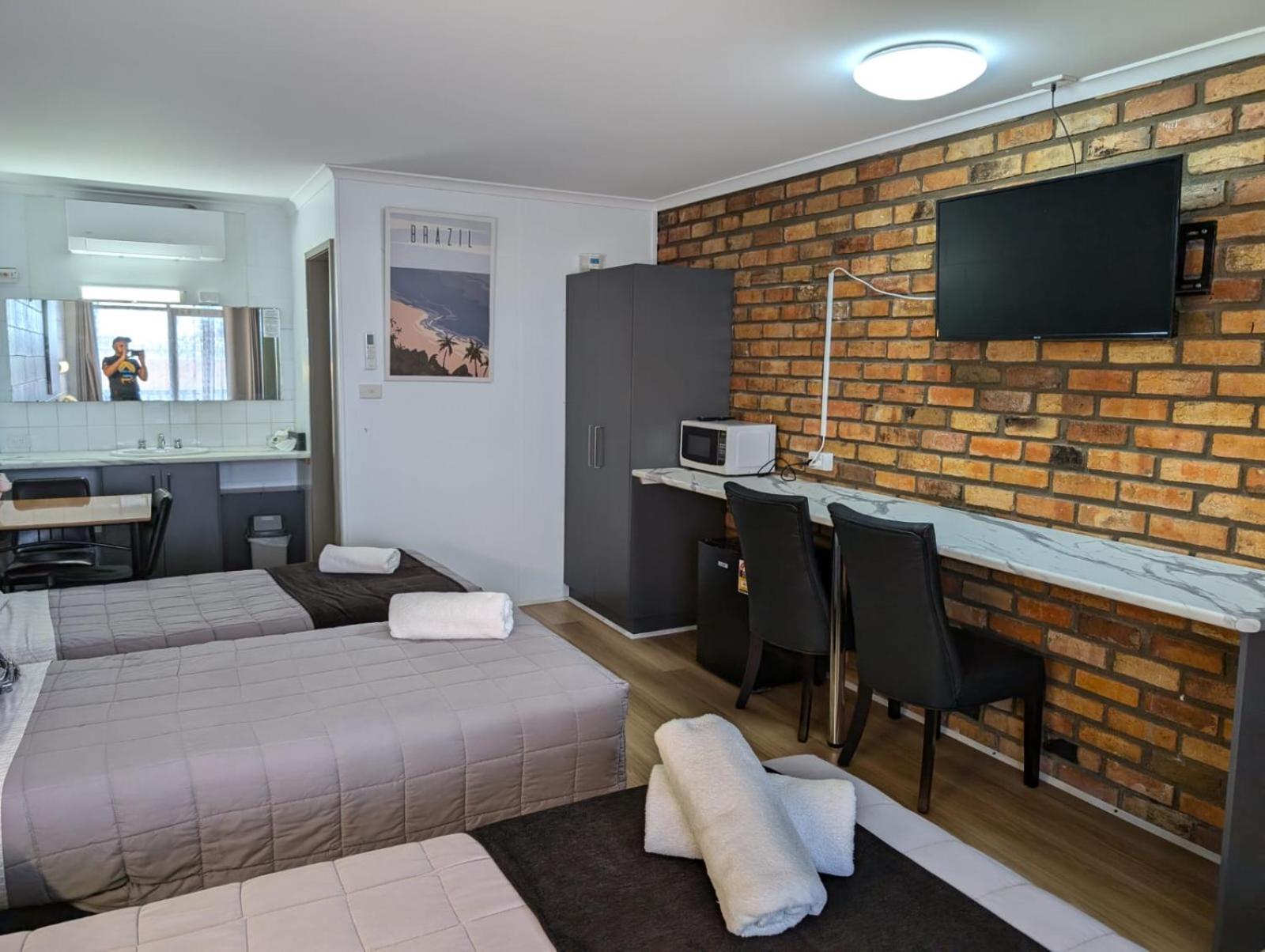 Morwell Parkside Motel Dış mekan fotoğraf